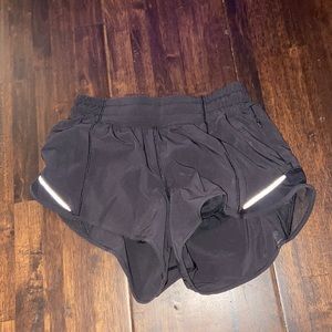 Lululemon athletic shorts length 2.5”